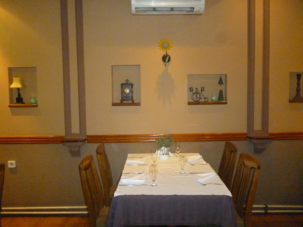 B&B Boem โปชาเรวัซ ภายนอก รูปภาพ